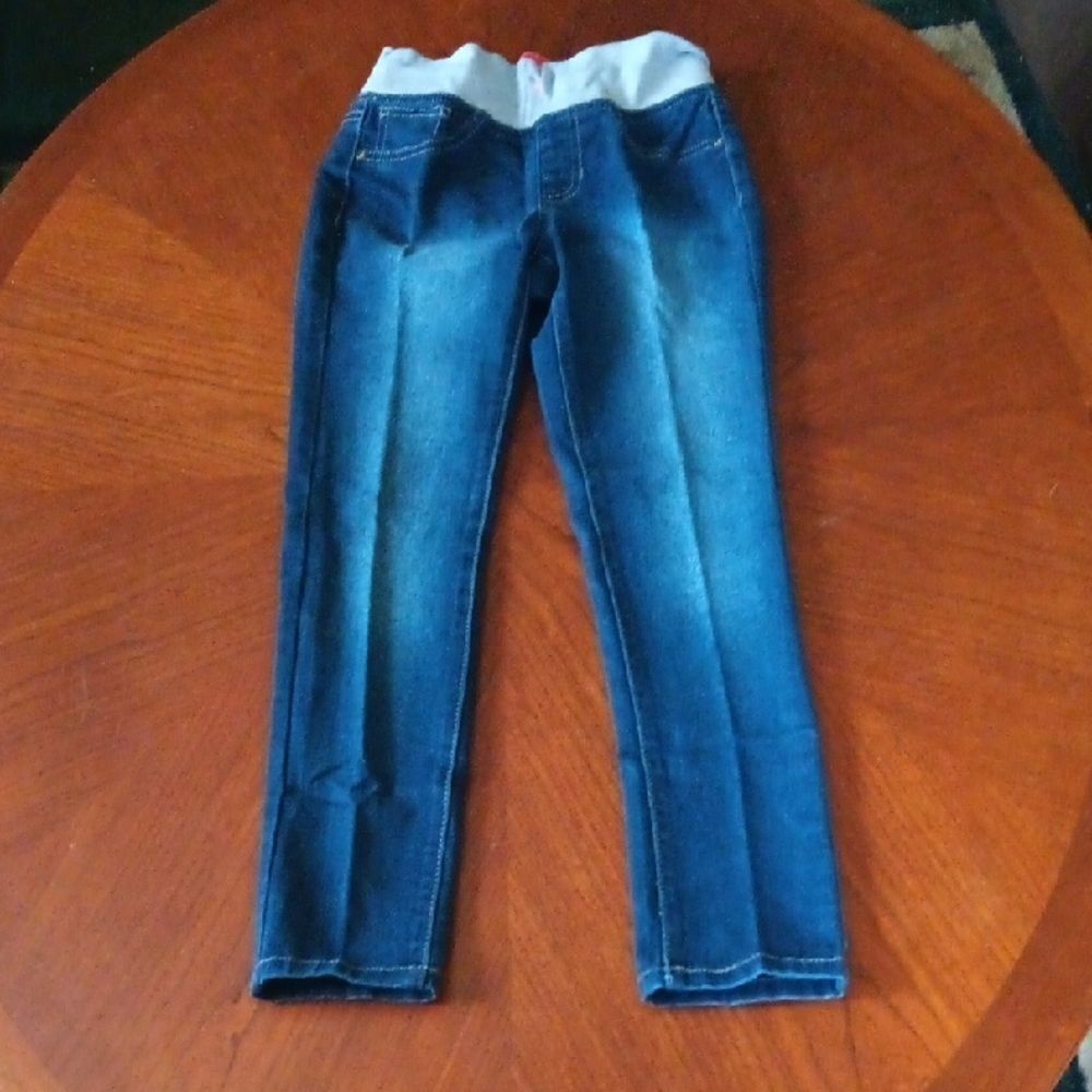 Squeeze Denim Jeans - Size: 10 (1101)
